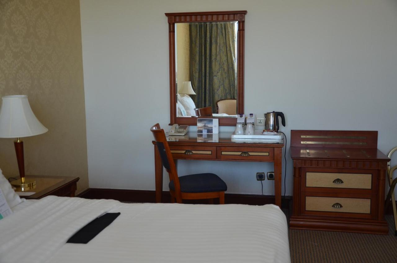Le Meridien Al Hada Luaran gambar
