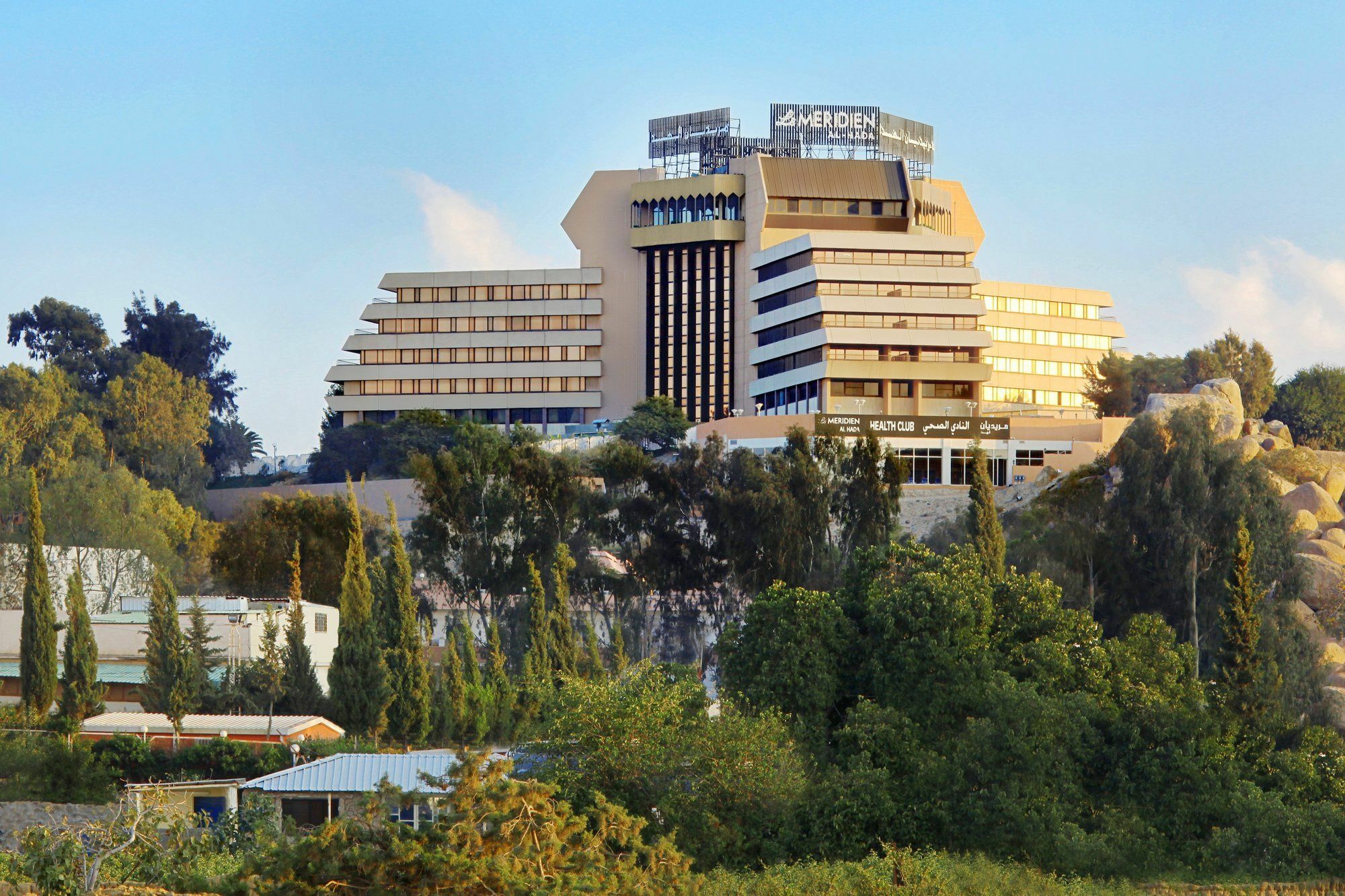 Le Meridien Al Hada Luaran gambar
